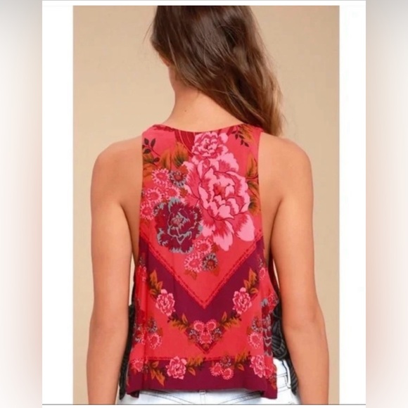 Free people XS sleeveless side tie floral blouse. Excellent condition - Picture 2 of 9